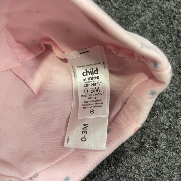 *BABY Girl’s Child of Mine by Carter’s Bodysuit & Beanie Sz 0-3 Months - Picture 7 of 8